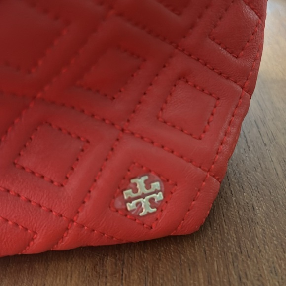 Beautiful Tory Burch handbag - Picture 3 of 5